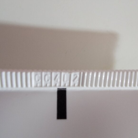 Murad Hydration AHA/BHA Exfoliating Cleanser - Picture 9 of 10